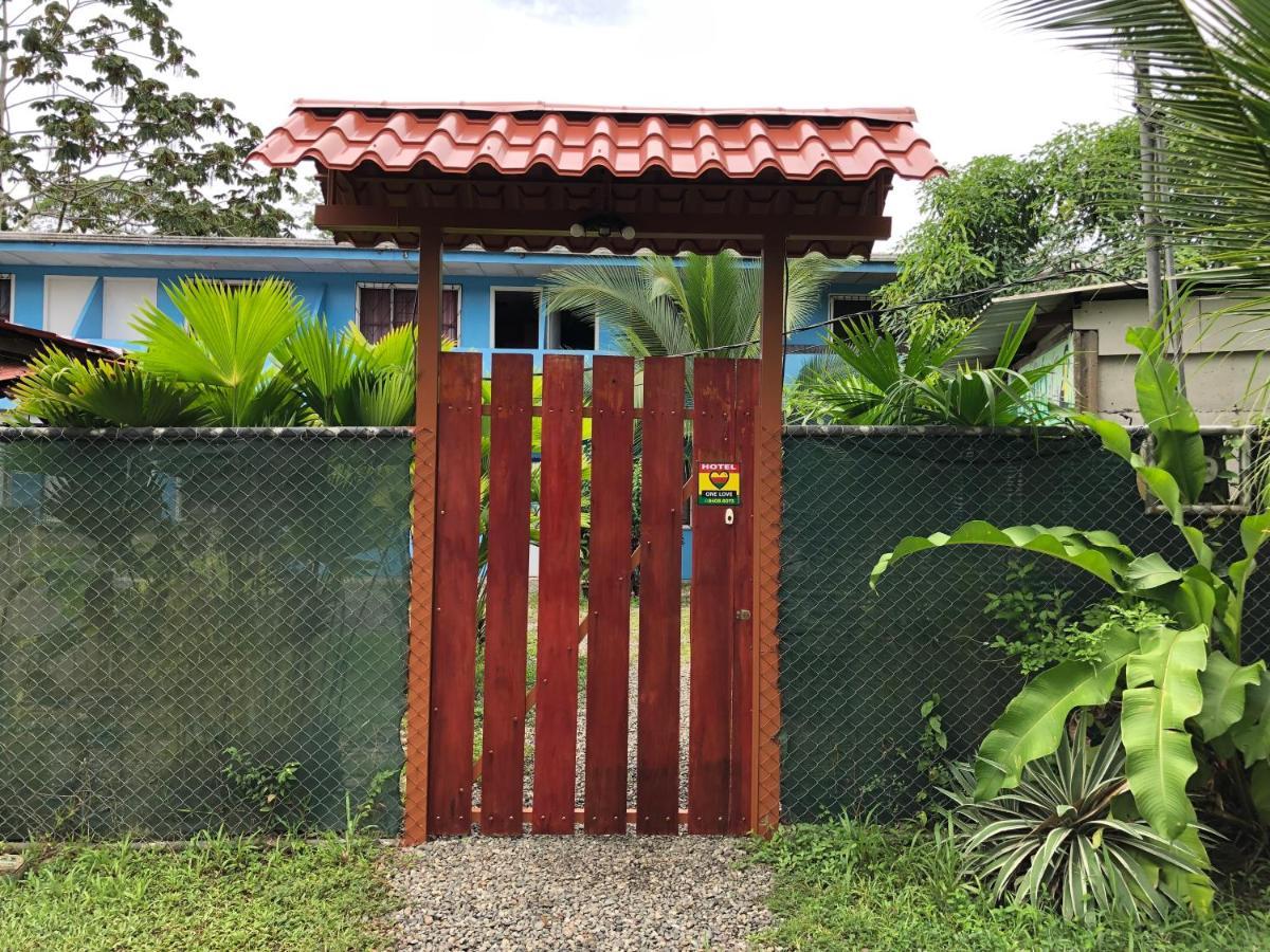 Hotel One Love Puerto Viejo Puerto Viejo de Talamanca 외부 사진